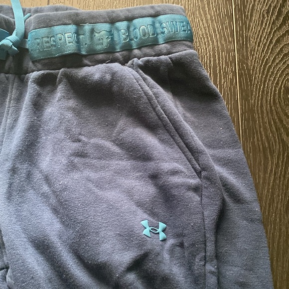 Project Rock Under Armor joggers - Picture 3 of 7